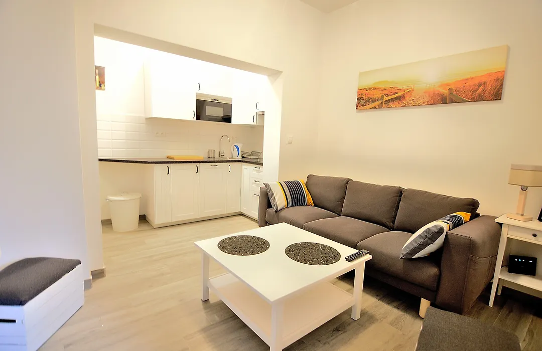 Funkcjonalny Apartament Victus Idealny Dla Rodzin By Noclegi Renters-1